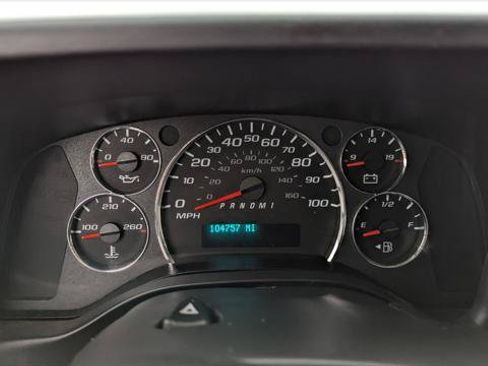 Used 2020 Chevrolet Express 2500 w/ Driver Convenience Package RWD image 22