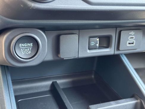 New 2026 Ford Maverick Lariat AWD/4WD image 7