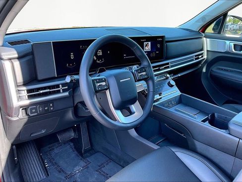 Used 2025 Hyundai Santa Fe XRT image 14