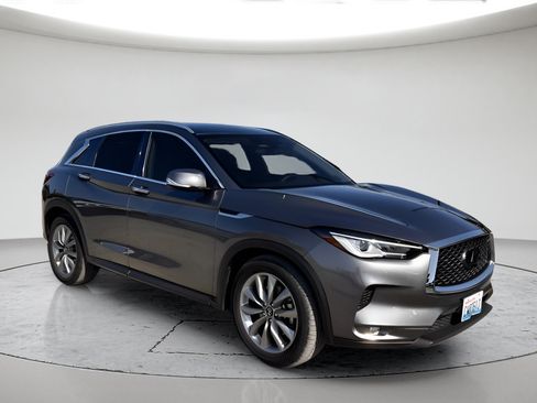 Used 2022 INFINITI QX50 Luxe FWD image 1