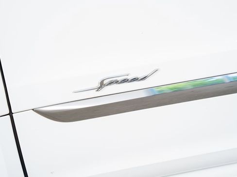 Used 2021 Bentley Bentayga Speed AWD/4WD image 21