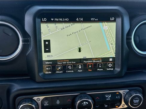 Used 2022 Jeep Wrangler Unlimited Sahara w/ Cold Weather Group AWD/4WD image 14