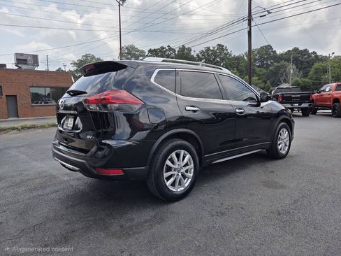 Used 2019 Nissan Rogue SV FWD image 6
