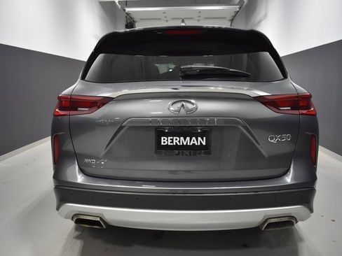 Used 2022 INFINITI QX50 Luxe image 9