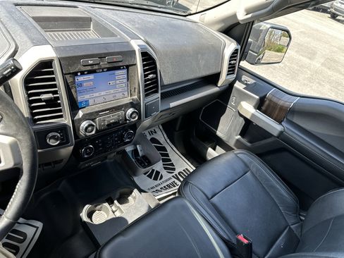 Used 2017 Ford F150 Lariat AWD/4WD image 22