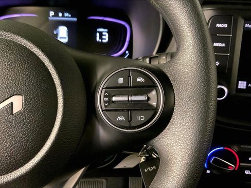 Certified 2025 Kia Soul LX FWD image 19