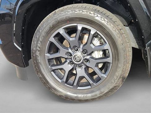 Certified 2024 Toyota Sequoia Platinum image 25