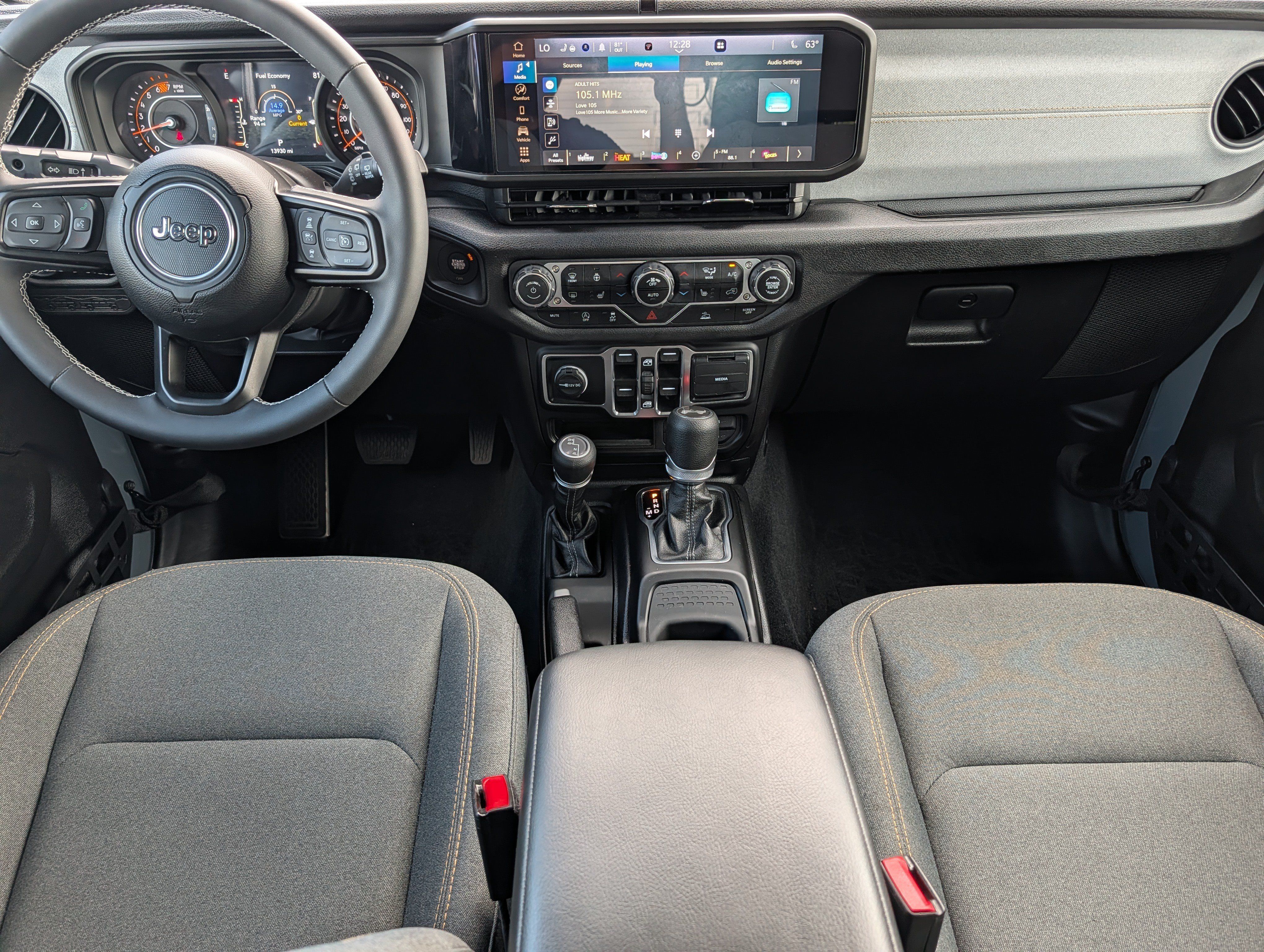 Used 2025 Jeep Wrangler Unlimited Sport AWD/4WD image 10