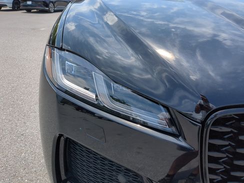 New 2026 Jaguar F-PACE R-Dynamic S image 6