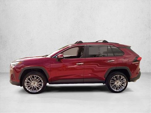 Used 2023 Toyota RAV4 XLE FWD image 8