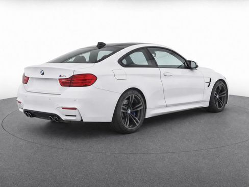 Used 2015 BMW M4 Coupe RWD image 3