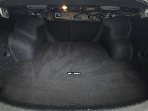 Used 2024 Nissan Altima 2.5 SV image 13