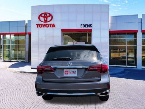 Used 2018 Acura MDX w/ Advance & Entertainment AWD/4WD image 4