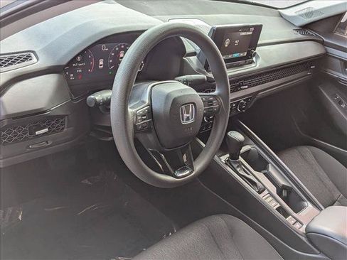 Certified 2023 Honda Accord EX image 9