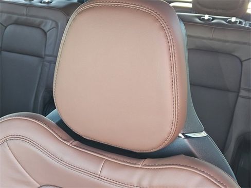 New 2026 Lincoln Aviator Reserve w/ Luxury Package image 14