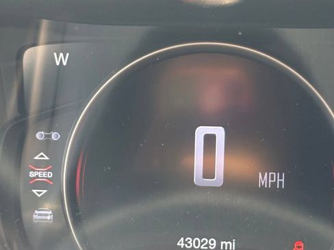 Used 2022 Dodge Durango R/T RWD image 5