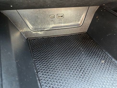 Used 2025 Chevrolet Equinox LT FWD image 24