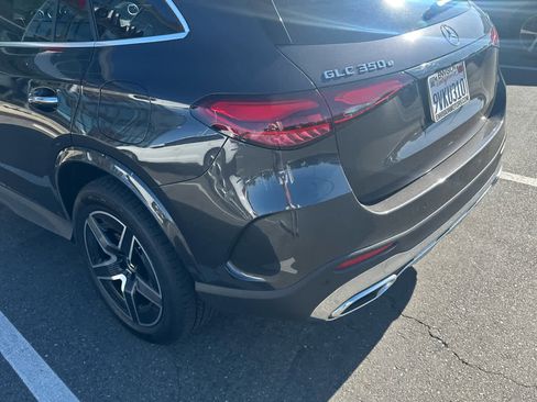 Used 2025 Mercedes-Benz GLC 350e 4MATIC image 8