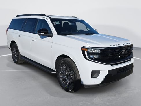New 2026 Ford Expedition Max Platinum w/ Stealth Appearance Package image 3