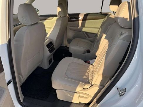 New 2026 Volkswagen Atlas SEL Premium R-Line image 7