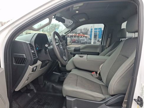 Used 2017 Ford F150 XL w/ Equipment Group 101A Mid image 12