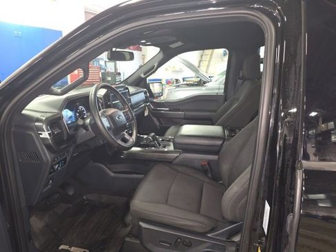 Used 2023 Ford F150 XLT w/ Equipment Group 302A High image 11