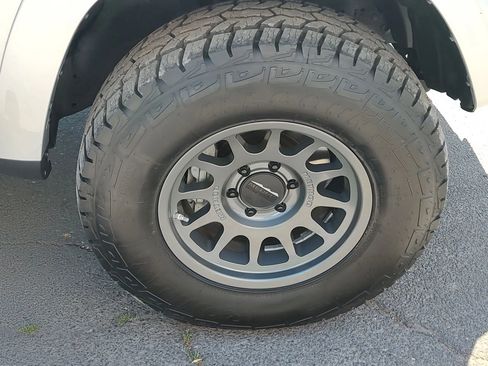 Used 2021 Toyota 4Runner TRD Off-Road Premium w/ Moonroof Package image 12