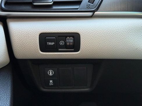Used 2021 Honda Accord LX image 29