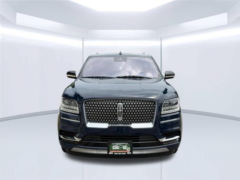 Used 2019 Lincoln Navigator L Reserve AWD/4WD image 2