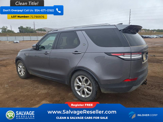 Used 2017 Land Rover Discovery SE AWD/4WD image 3