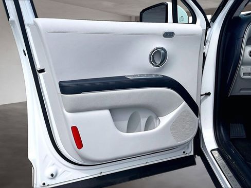 Used 2026 Hyundai Palisade Calligraphy FWD image 19