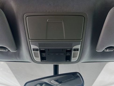 Used 2017 Acura RDX AcuraWatch Plus Package image 19