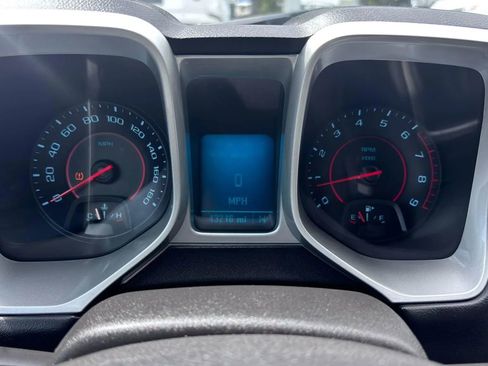 Used 2015 Chevrolet Camaro SS image 12