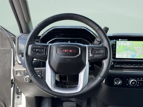 Used 2023 GMC Sierra 1500 SLE RWD image 41