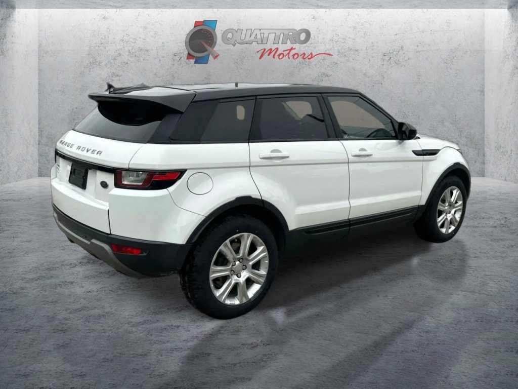 Used 2017 Land Rover Range Rover Evoque SE AWD/4WD image 6