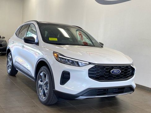 New 2025 Ford Escape ST-Line w/ Tech Pack #1 image 2