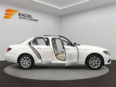 Used 2018 Mercedes-Benz E 300 4MATIC image 55