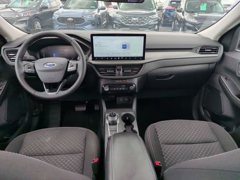 Certified 2023 Ford Escape Active w/ Tech Pack #1 AWD/4WD image 2