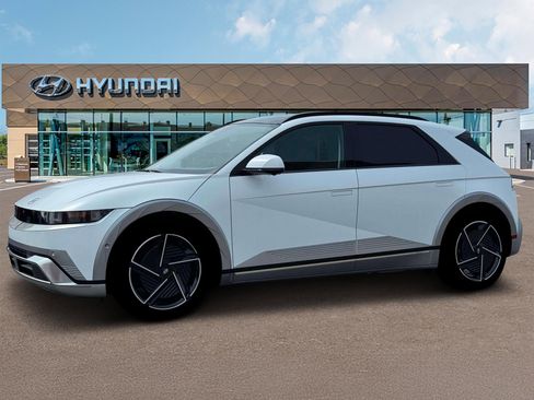 New 2025 Hyundai Ioniq 5 Limited image 2