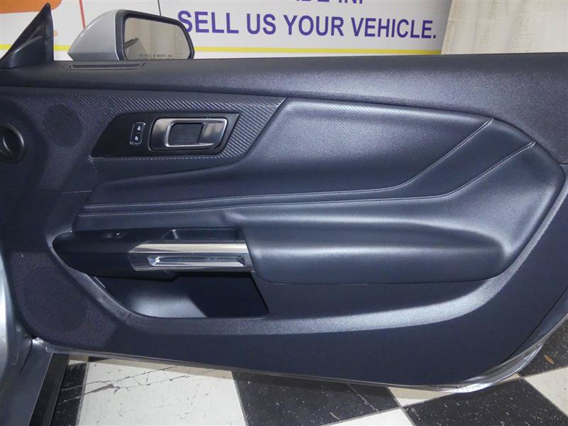 Used 2025 Ford Mustang Premium RWD image 27
