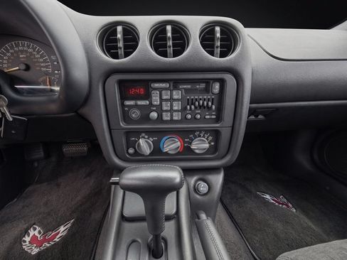 Used 1995 Pontiac Firebird Trans Am RWD image 5