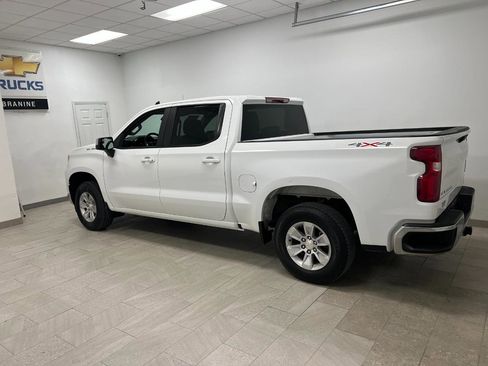 Used 2025 Chevrolet Silverado 1500 LT image 11
