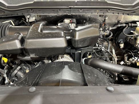Used 2017 Ford F250 XL w/ Power Equipment Group AWD/4WD image 24