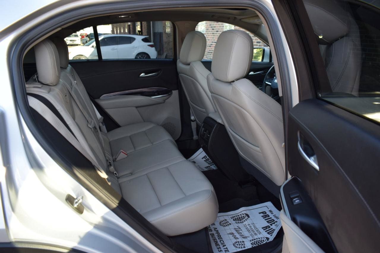 Used 2022 Cadillac XT4 Luxury w/ Cold Weather Package AWD/4WD image 38