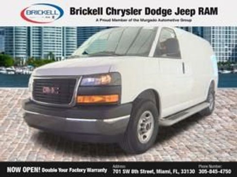 Used 2025 GMC Savana 2500 w/ Driver Convenience Package RWD image 21