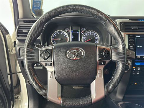 Used 2023 Toyota 4Runner Limited AWD/4WD image 15