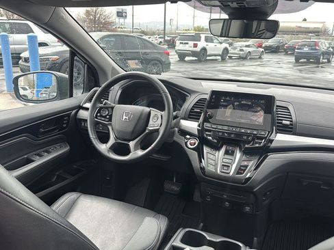 Certified 2024 Honda Odyssey Touring image 33