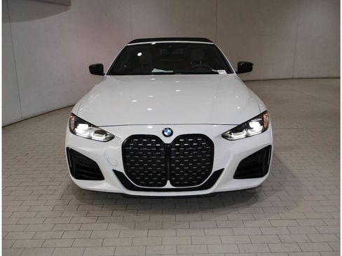 Certified 2024 BMW 440i xDrive Convertible w/ Premium Package AWD/4WD image 11
