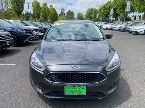 Used 2016 Ford Focus SE FWD image 9