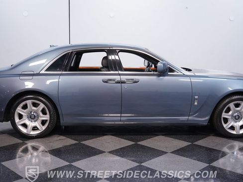 Used 2010 Rolls-Royce Ghost RWD image 13